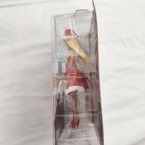Barbie Poseable Happy Holidays Toy Christmas Outfit Present Red Heels - Picture 3 of 6